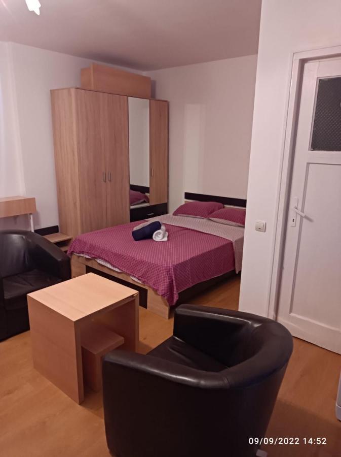 Apartment Central Best Cozy In Bucharest